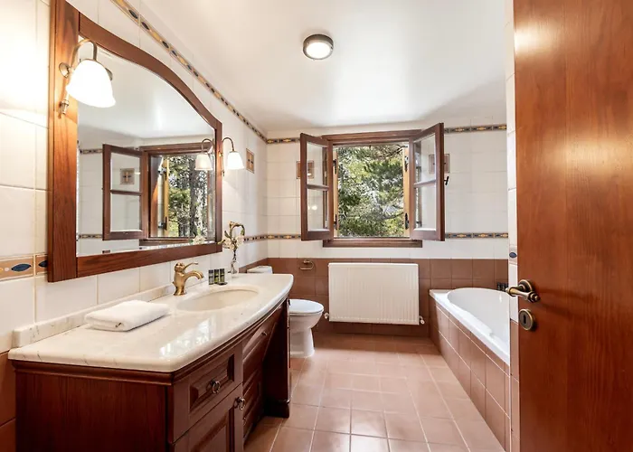 Vila Troodos Mature Pine *